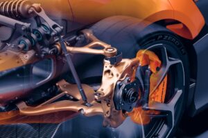 Mclaren collabore avec Divergent pour fournir une suspension imprimée en 3D sur la nouvelle W1 - © Mclaren