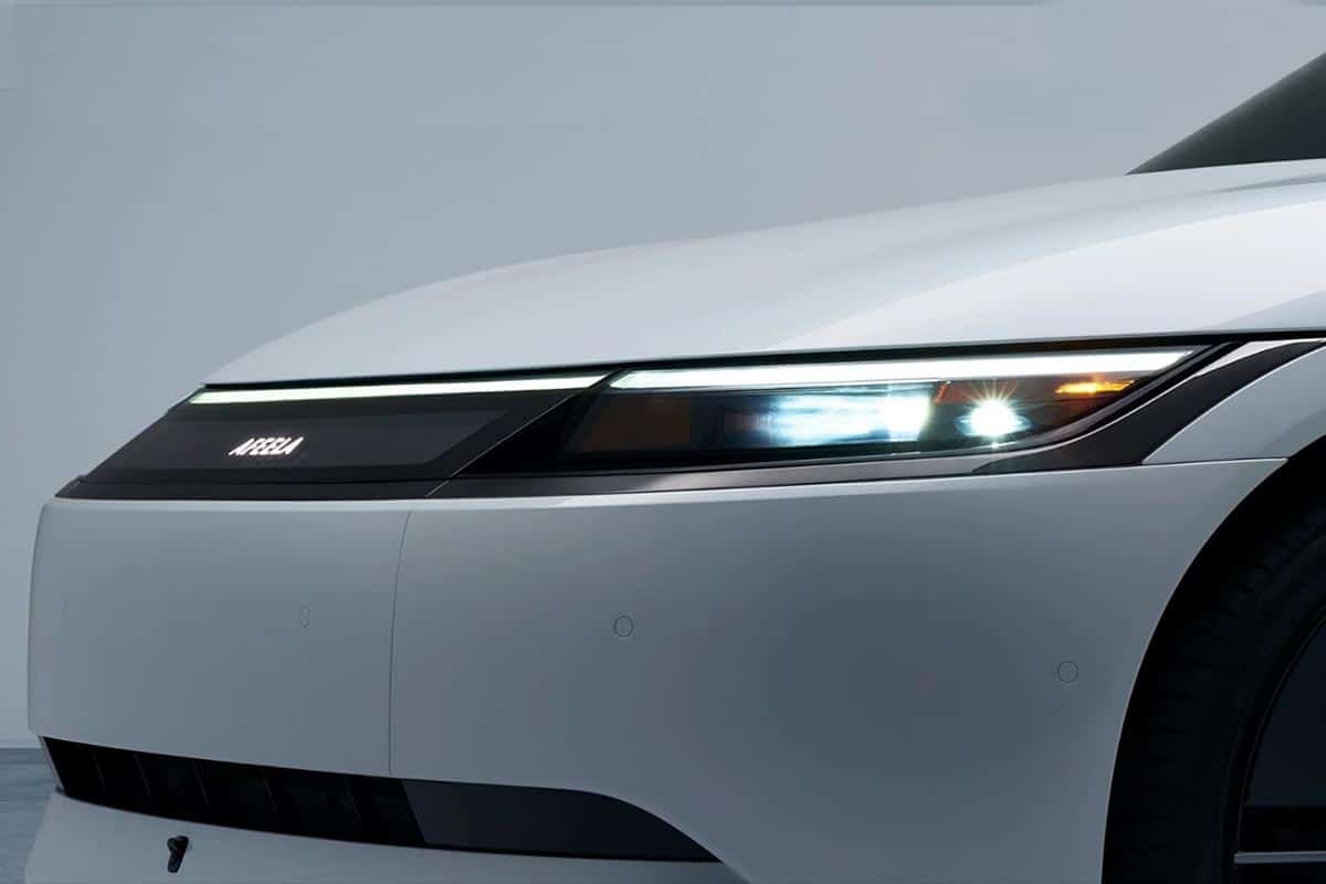 Le premier véhicule Honda-Sony dévoilé : prix, caractéristiques, et ambitions
