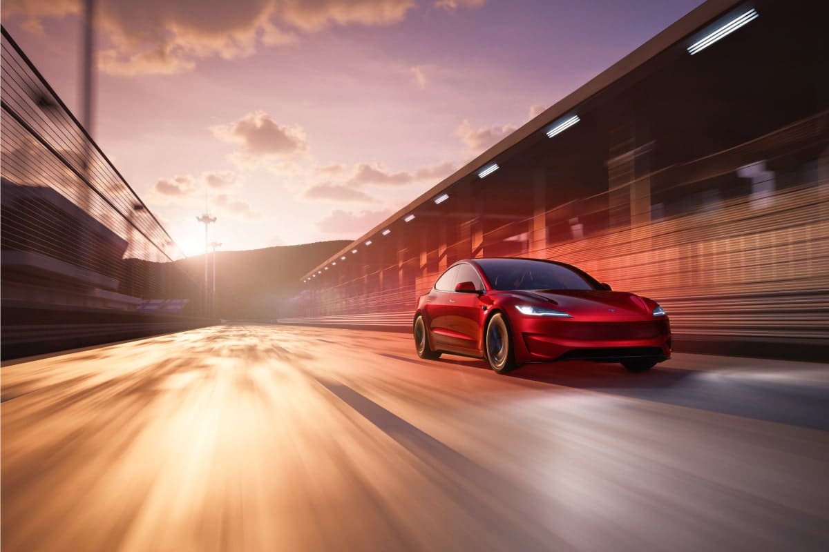Model 3 - © Tesla
