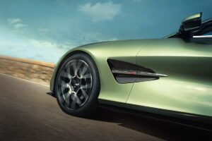 Vanquish Volante - © Aston Martin