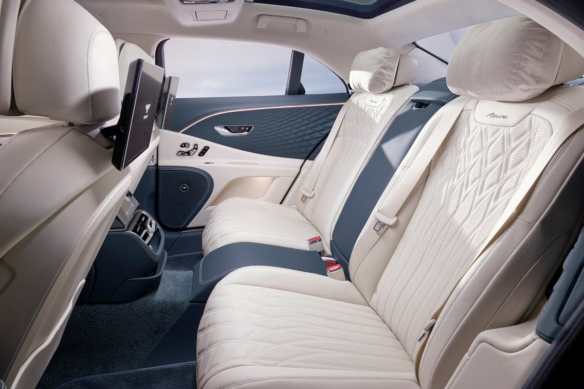 Nouvelle gamme hybride 2025 - © Bentley
